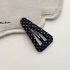 Pinza para el pelo triangular de lunares blancos y negros estilo coreano, Pinza lateral versátil de tela, Pinza BB para flequillo, Exquisito accesorio para el pelo lateral