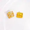 Brincos Quadrados de Latão Banhados a Ouro com Diamante Branco, Sensação de Luxo Leve e Alto Padrão, Brincos Geométricos Escovados Tipo Cubo de Açúcar Que Não Desbotam Facilmente