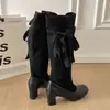 Botas retro negras de tacón alto grueso, botas largas para mujer, nuevo modelo otoño 2026, que aumentan la altura para mujeres petite, adecuadas para combinar con faldas, botas apiladas