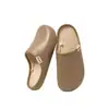 Novas pantufas de couro texturizado, antiderrapantes, impermeáveis e forradas com fleece para mulheres, para o outono e inverno de 2026, adequadas para uso interno no outono e inverno, e projetadas para casais se manterem aquecidos