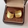 Pendientes de Lujo Ligero, Exquisitos, Estilo Nicho, Gama Alta, Minimalistas para Mujer, Pequeños, Simples, Modernos, Pendientes de Botón de Hoja de Guisante Mate
