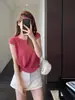Efeito Clareador e Redutor de Rugas, Bainha Elegante com Botões Laterais, Malha com Toque Fresco, Blusa Slim de Manga Curta para Mulheres, Novo Verão 26, H062202
