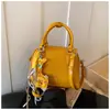 Bolso Pequeño Moderno y Versátil con Lazo para Mujer 2026 Nuevo Bolso de Mano de Moda Bolso Bowling Popular Bolso Cruzado