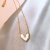 Colar pingente de amor novo design de nicho feminino em formato de coração corrente para clavícula de luxo leve banhado a ouro 24k colar atacado DIY