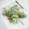 Plantas de artemisa artificiales, césped artificial, pared de plantas para sala de estar interior, muebles blandos, flores de plástico, materiales de paisajismo, flores de valla verde