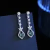 Brincos Longos de Zircônia Colorida Transfronteiriços para Mulheres, Nicho Elegante, Versátil, Novos Brincos Explosivos da Moda