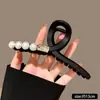 Presilha de Garra Grande com Pérola, Grampo de Tubarão para Cabelo para Mulheres, Presilha Simples para Coque na Parte de Trás da Cabeça, Acessório de Cabelo Versátil