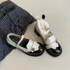Zapatos de tacón alto gruesos de cuero estilo británico negro para mujer, nueva colección de otoño 2026, Mary Janes planos versátiles y retro