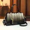 Bolsa de Mão Patchwork Elegante Versátil Nova Moda High-End 2026 Bolsa Feminina Bolsa para Mãe Bolsa Transversal de Couro Genuíno