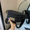 Bolso de mujer multifuncional grande, elegante, moderno y versátil, modelo nuevo para estudiantes, adecuado para el uso diario al aire libre, bolso cruzado y riñonera para mujer