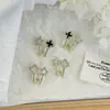 Aretes de Flor de Cuatro Hojas para Mujer, Puestos Callejeros, Suministro para Mercados Nocturnos, Nuevos Aretes Populares de Moda Coreana, Aretes al por Mayor de Fábrica