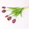 Ramo de tulipanes artificiales de goma suave con cinco tallos para decoración de escenas, flores de tulipán de alta gama para bodas, flores artificiales