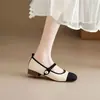 Sapatos Mary Jane delicados com saias, Sapatos baixos estilo Chanel, Sapatos de salto únicos franceses para noite, Sapatos femininos de primavera, Sapatos de couro