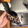Mules de Punta para Mujer 2026 Versión Coreana para Uso en Exteriores, Moda Europea y Americana Ante Mocasines Elegantes Tacón Fino Punta Cerrada Mules de Tacón Alto