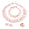 Set de Joyería Francés de Cinco Piezas con Perlas Retro de Lujo Ligero Transfronterizo Europeo y Americano para Banquete de Mujer Versátil de Gama Alta Mejor Amiga Regalo