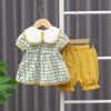Vestido Conjunto de Manga Curta com Gola Quadrada de Morango para Meninas Calça Média Xadrez para Bebê Menina Conjunto de Peças Estilo Coreano Roupa Infantil 101.25kg