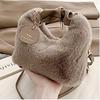 2023 Inverno Nova Bolsa de Pelúcia Bolsa Mensageiro de Alta Qualidade da Moda Bolsa de Pelúcia Bolsa de Nicho All-match