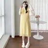 Nuevo producto para Otoño/Invierno 2026: Vestido chaleco versátil estilo francés amarillo limón con capas y flecos para mujeres embarazadas