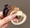 Anillo para el cabello con etiqueta de cuero de oso de peluche de color curry para otoño e invierno, simple, de alta elasticidad, duradero, cuerda para la cabeza, banda de goma para la cabeza, accesorios para el cabello