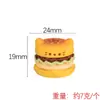 Set de 2 Piezas de Lindo Juguete de Comida Mini Bandejas de Hamburguesa Pegamento de Resina Crema Accesorios DIY Decoraciones para Casa de Muñecas