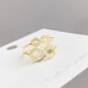 Anillo de Lazo Femenino Diseño de Nicho Moderno Gama Alta Comida Anillo para Dedo Exquisito Celebrante Cibernético Apertura Anillo Ajustable