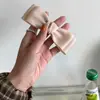 Nuevo Clip de Resorte para Cabello con Lazo Pequeño Minimalista de Moda, Lindo Accesorio para el Cabello de Clip en la Parte Trasera de la Cabeza para Mujeres