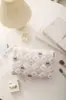 Bolsa de Cosméticos de Grande Capacidade Feita de Veludo Cotelê com Design de Desenho Animado, Adequada para Estudantes, Bolsa de Material Escolar Portátil, Necessaire, Bolsa para Batom