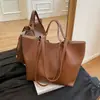 Bolsa Maillard Fashionável para Pendular para Mulheres 2025 Nova Bolsa Transversal Retrô de Alta Qualidade Bolsa Tote de Axila de Grande Capacidade