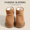 Botas de nieve de suela gruesa para mujer, otoño e invierno, forradas de polar, cálidas, zapatos de algodón de caña corta, retro, antideslizantes, cuero y pelo integrados, mocasines perezosos