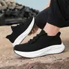 Sapatos meias de malha respirável Flyknit masculinos para atividades ao ar livre, sola macia, leves, confortáveis, versáteis, sapatos casuais pretos