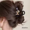 Pinza para el pelo versátil estilo coreano dopamina pinza de tiburón japonesa y coreana accesorio para el pelo pinza grande de alta gama para la parte posterior de la cabeza