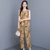 Conjunto de pijama e roupa de casa de algodão e seda com estampa floral de verão para mulheres de meia-idade e idosas, top sem mangas, elegante conjunto de duas peças para usar por cima.