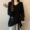 Suéter de punto holgado y casual con cuello halter en V y manga larga para mujer, nuevo suéter top de talla grande para principios de otoño que cubre el abdomen