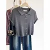 Camiseta tipo Polo de Hombro Recto de Seda de Hielo Gris para Mujer 2026 Nuevo Cardigan de Verano de Manga Corta Top Corto de Punto