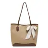 Bolso de Gran Capacidad para Viajes de Verano 2026 para Mujer, Bolso Tote de Hombro Único a la Axila de Moda y Sencillo, Versátil