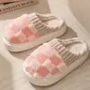 Pantuflas de Invierno para Mujer, Estilo Nuevo, para Casa, con Sensación de Pisar Heces, Suela Gruesa, Cálidas, Antideslizantes, Pantuflas de Felpa para Interiores para Parejas