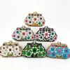 Bolsas de Noche con Incrustaciones de Diamantes Transfronterizas Listas para Enviar, Bolsos de Diamantes de Estuche Duro Metálico Hueco, Vestidos de Banquete de Comercio Exterior