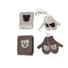 Versión Coreana 2025 del Nuevo Conjunto de Dos Piezas de Bufanda y Guantes de Oso para Niños, Invierno, Lindo, Estilo Ins, Traje de Oso Jacquard