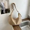 Bolso de mano de ante nuevo estilo coreano Dongdaemun para mujer, gran capacidad, versátil para ir al trabajo, estilo casual, bolso de mano y bolso de hombro para mujer