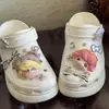 Acessórios Populares para Sapatos Croc: Charms de Sapato Cartoon Versáteis de Nuvem Fofa, Presilhas de Acessório 3D DIY Destacáveis