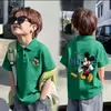 Camisa Polo Fina de Manga Curta 100% Algodão para Meninos e Meninas Verão 2026 Novo Estilo Infantil Versátil Estampada com Gola