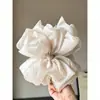 (13 centímetros) Pinza de Plátano con Lazo en Capas ~ Gasa Perlada Arreglada Artísticamente Hace que la Parte Posterior de la Cabeza Parezca Voluminosa Accesorio para el Cabello