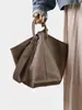 Nova Bolsa Tote para o Dia a Dia em Couro Bovino de Primeira Camada com Formato de Argola e Rede, Bolsa Feminina de Grande Capacidade com Acabamento de Luxo, Bolsa de Ombro Único