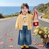 Jaqueta amarela de bolinhas estilo coreano para meninas, nova jaqueta de moda primavera e outono 2026 para meninas pequenas
