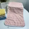 Toalhas de Fleece de Bambu em Estoque para Atacado, Toalhas de Banho Simples de Cor Sólida em Fleece Coral Absorvente, Toalhas de Banho para Adultos Extra Grandes e Grossas