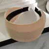 Faixa de Cabeça de Verão Coreana de Alta Qualidade Simples com Topo Craniano Alto Grampo de Cabelo Elegante Faixa de Cabeça Listrada Dentada Antiderrapante