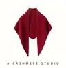Novo Estilo Outono/Inverno Cachecol Feminino de Cashmere com Trança 3D Xale Tricotado para Proteção contra Frio Versátil Estilo Coreano Cachecol Triângulo Peça de Roupa
