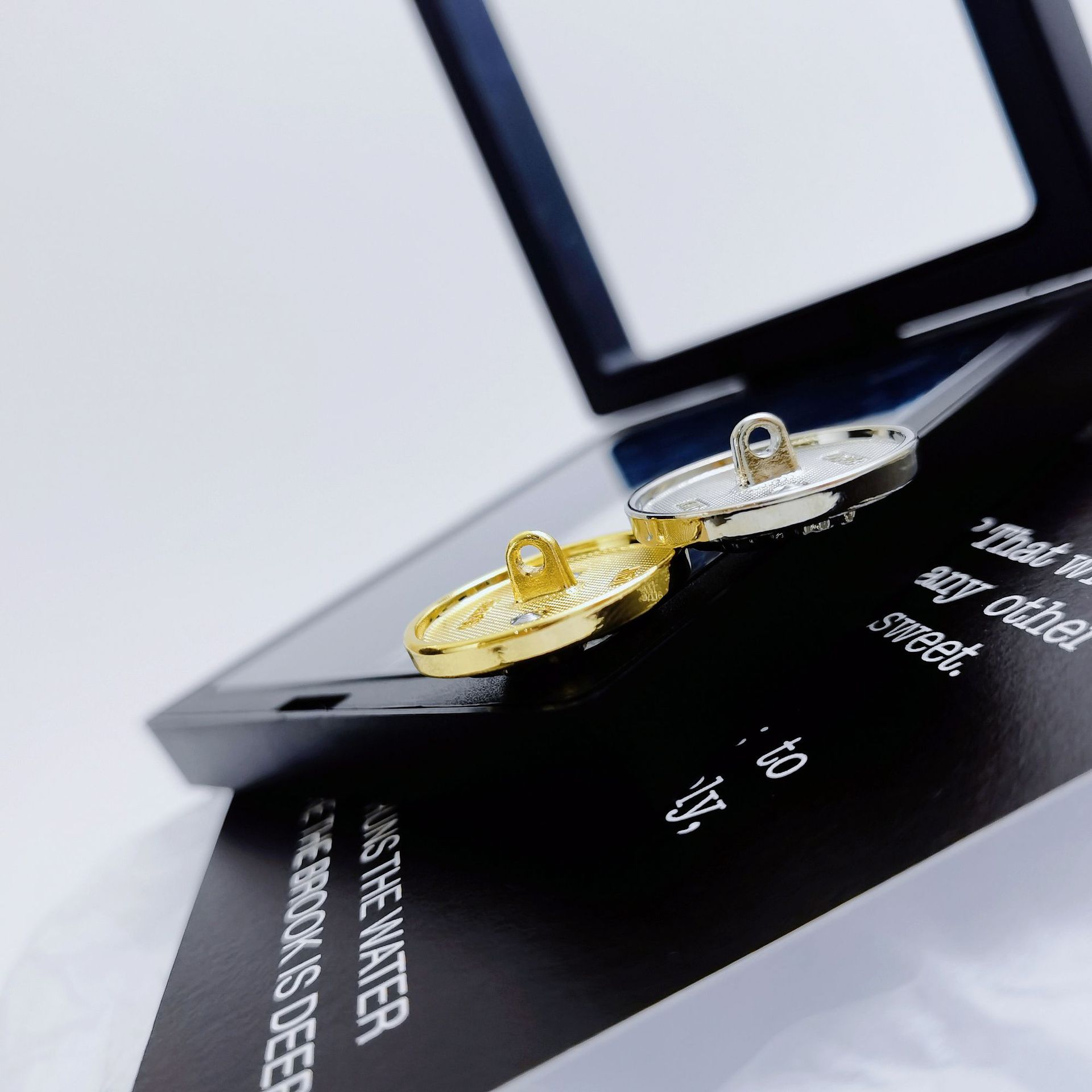 335bafdcb5f42c3b9f3a1756906c08