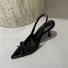 Sandálias de Veludo com Laço e Bico Fino, Estilo Nova Coleção Primavera/Verão 2026, Salto Alto Sexy e Elegante com Tira no Tornozelo para Mulheres