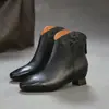 Jiezhou Colección Otoño 2026: Botines de piel de vaca de primera capa, punta cuadrada, corte en V, cremallera trasera, un zapato de mujer lujoso y elegante